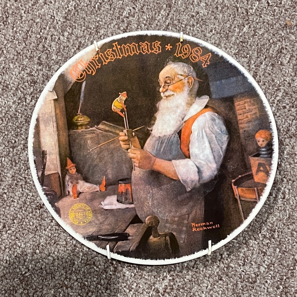 Norman Rockwell Christmas 1984  Special Edition Plates Santa In His Workshop